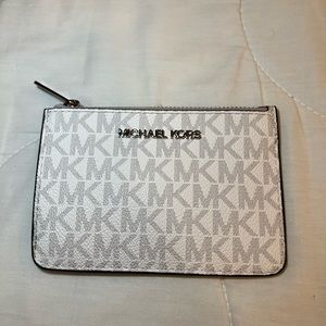 Micheal Kors card holder